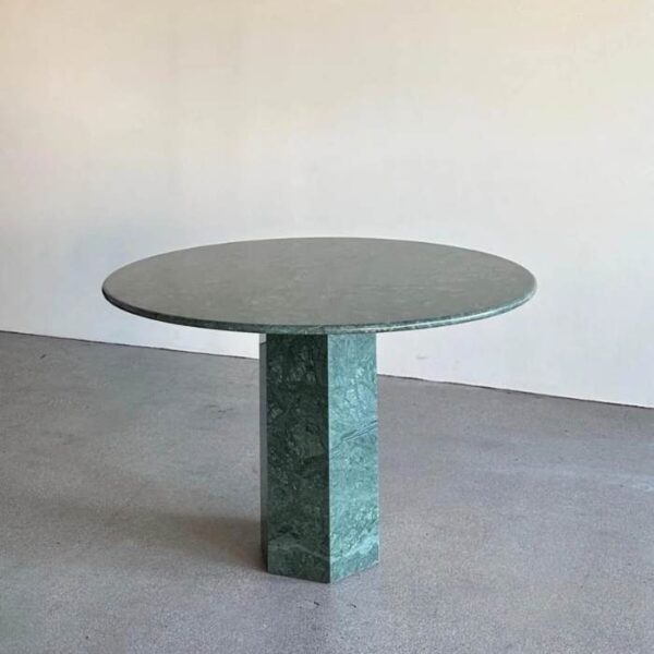 Emerald Vein Round Marble Coffee Table